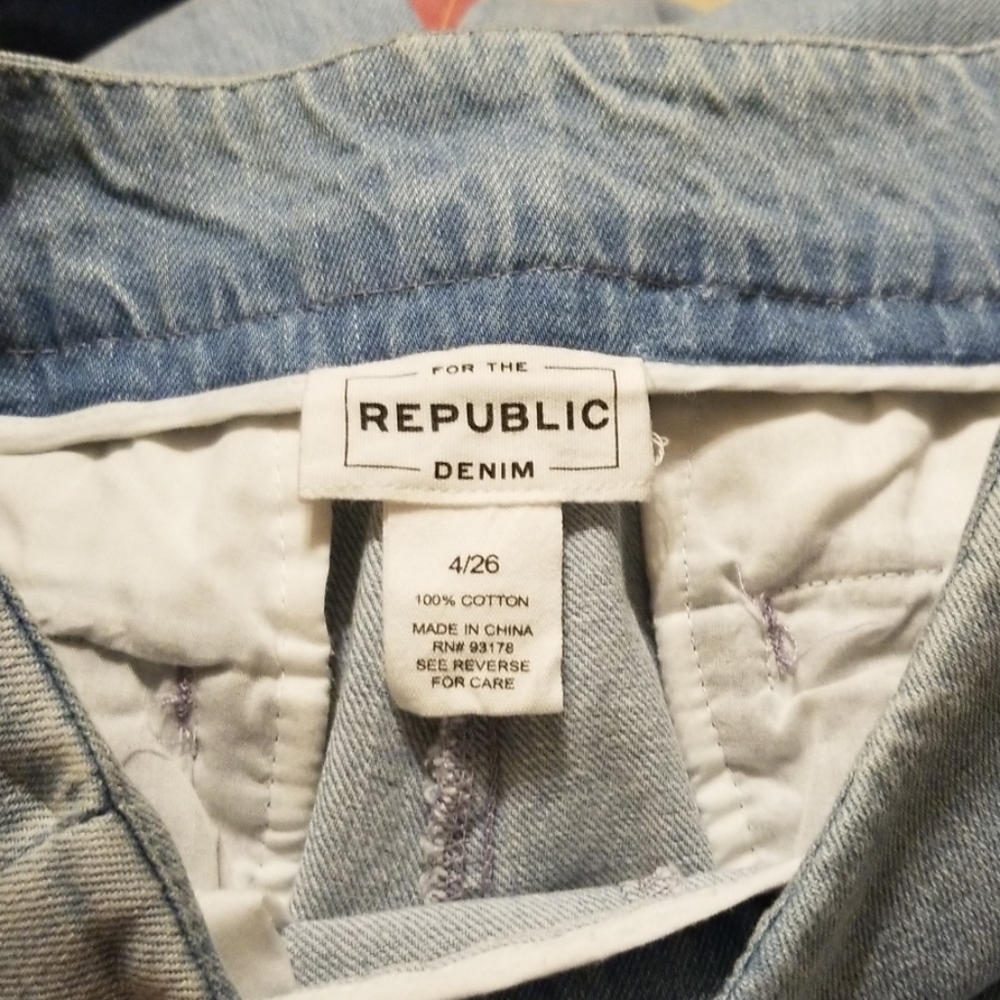 Sz small,4/26 brand new no tags - Picture 2 of 3